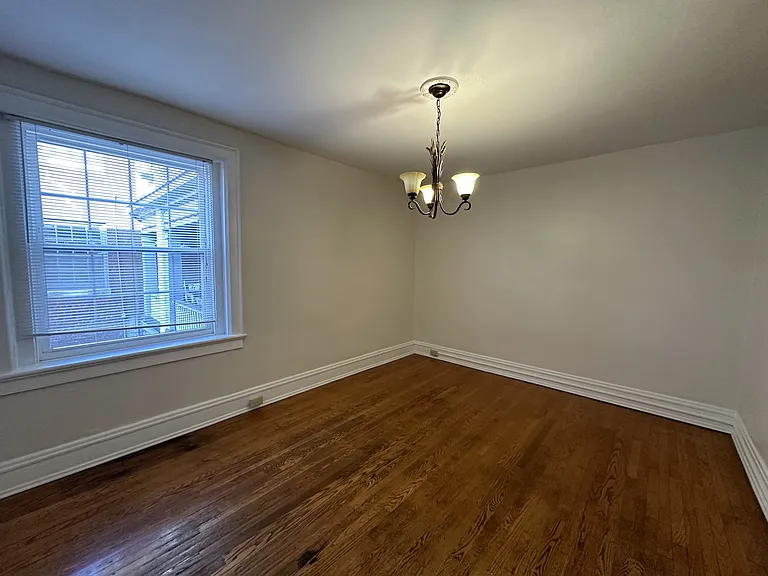 2902 Monument Ave #10 — Photo 8