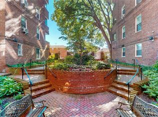118-118 95th Ave #301, Ozone Park, NY