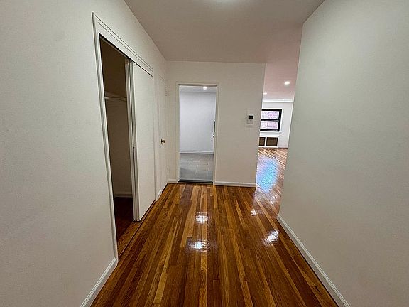 5th image of 9430 59th Ave APT 5F
