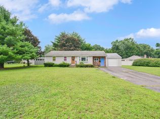 45 Gantley Rd, Windsor Locks, CT 06096