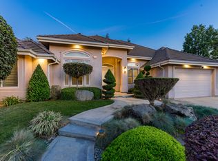 533 W Rio View Cir, Fresno, CA 93711