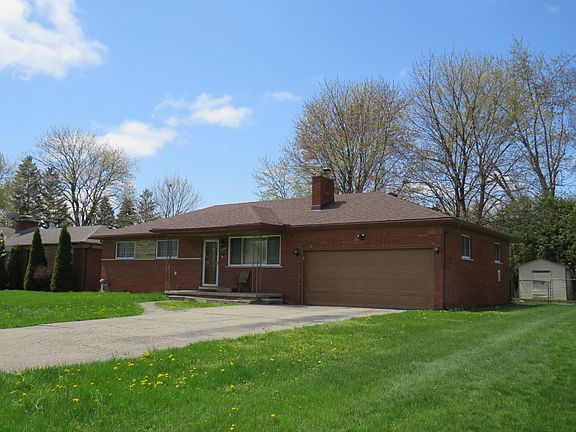 2nd image of 38217 Medville Dr