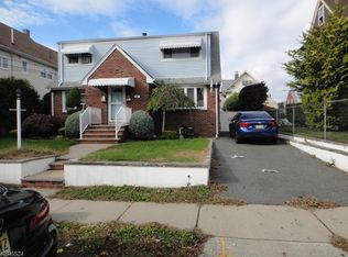 62 Knapp Ave, Clifton, NJ 07011