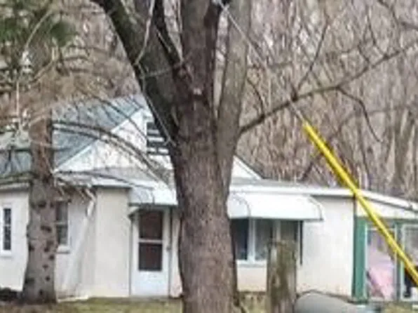 2975 Arcade St, Little Canada, MN 55109