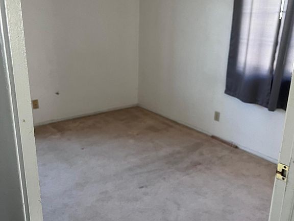 3rd image of 136 S Pacific Ave