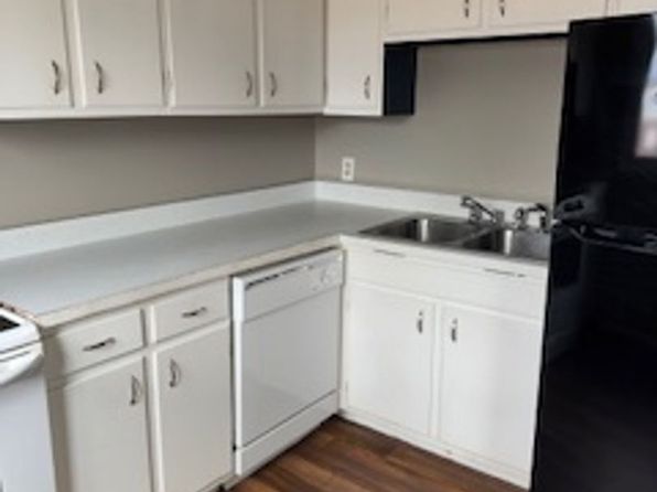 2121 Engle Rd APT 3B