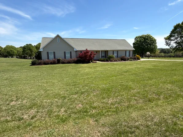 203 Bruce Meadow Rd, Simpsonville, SC 29681