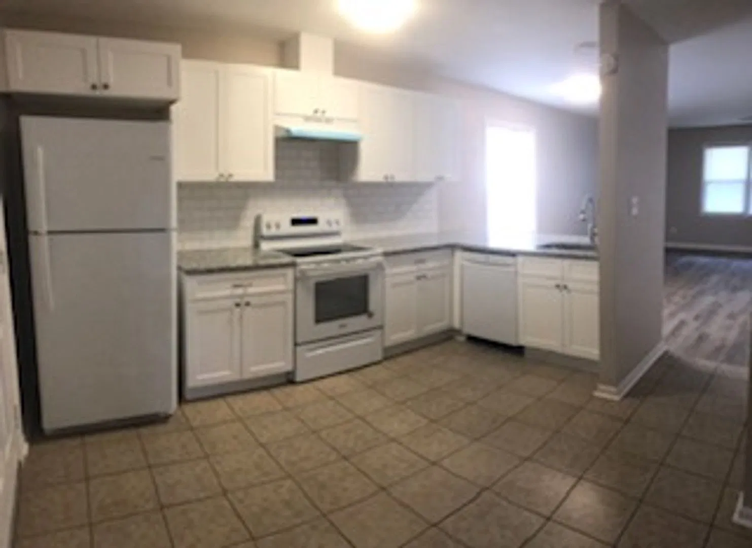 Chestnut Dr 3651 & 3653 - DUPLEX — Photo 2