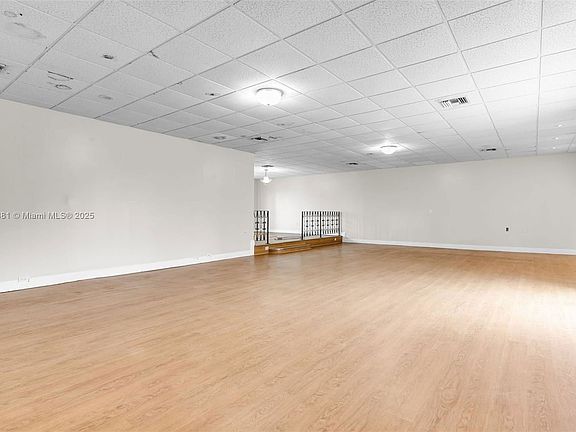 3rd image of 14820 Naranja Lakes Blvd