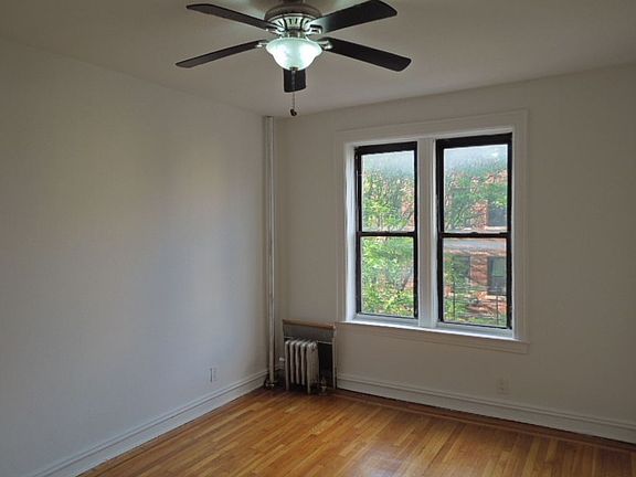 5th image of 159 Eastern Pkwy APT 3j
