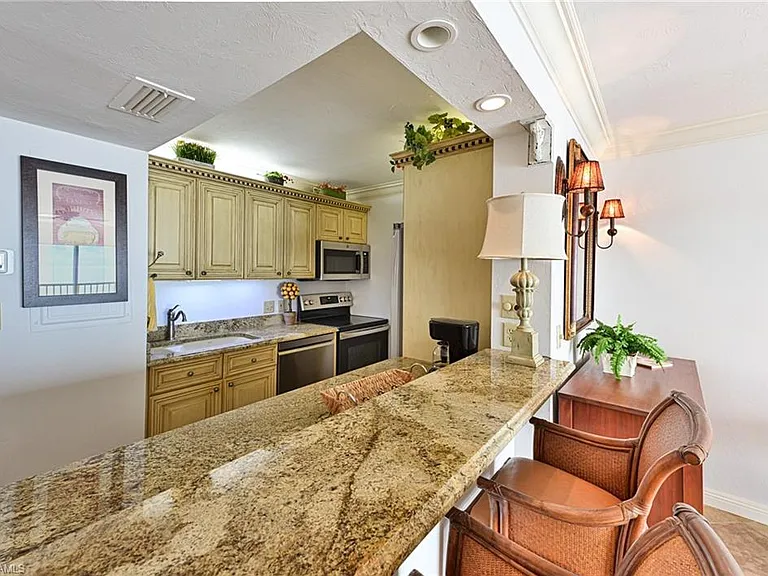 25830 Hickory Blvd #309 — Photo 8