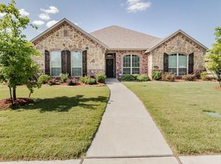 220 William Allen Ln, Decatur, TX 76234