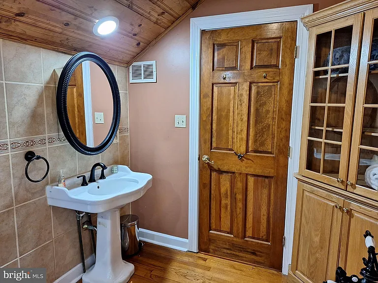 2254 Winchester Rd — Photo 39