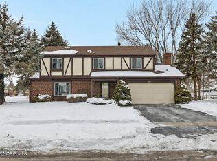 2024 Inglewood Rd, Holland, OH 43528