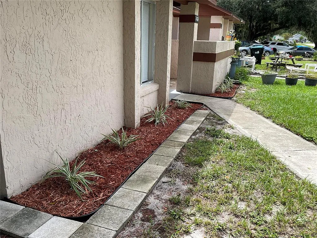 2 bed, 2.0 bath, 936 sqft, $1,550 — Photo 3