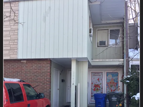 2042 Berkshire Cir Unit F, Carpentersville, IL 60110