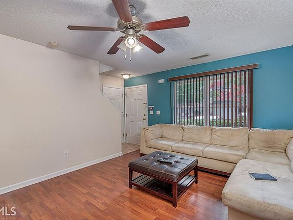 3rd image of 112 Lossie Ln