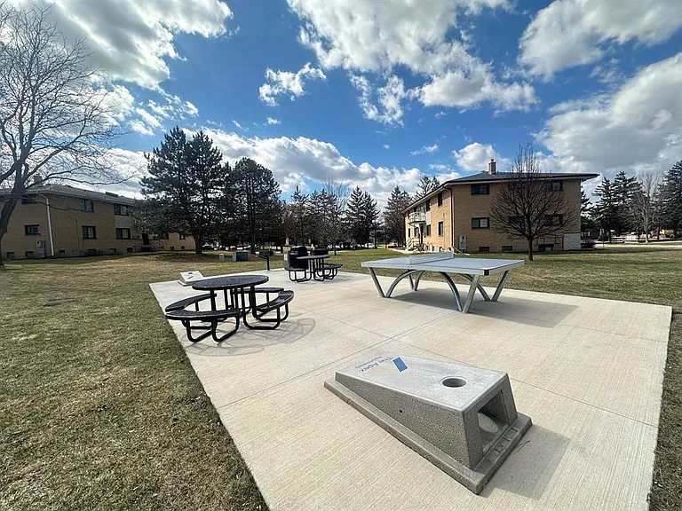Apex Apartments — Photo 20