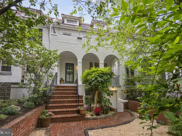 2318 Ashmead Pl NW, Washington, DC 20009