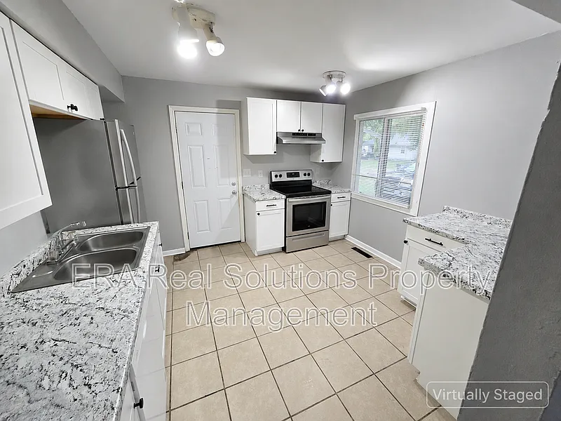 3 bed, 1.5 bath, 1008 sqft, $1,475 — Photo 4