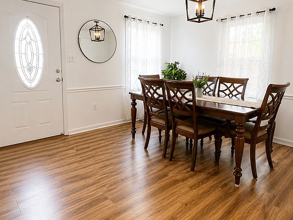 4th image of 1218 Fox Run Pl