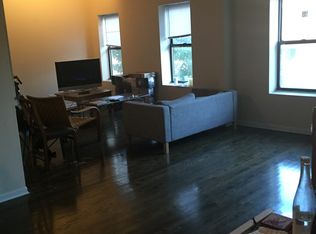 1136 W Grand Ave, Chicago, IL 60642