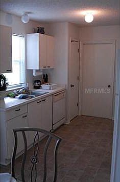5th image of 1309 Guadalupe Ct