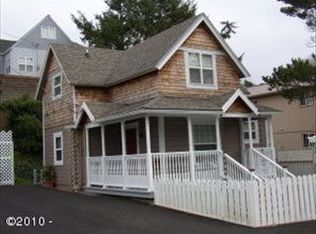 582 NW 3rd St, Newport, OR 97365