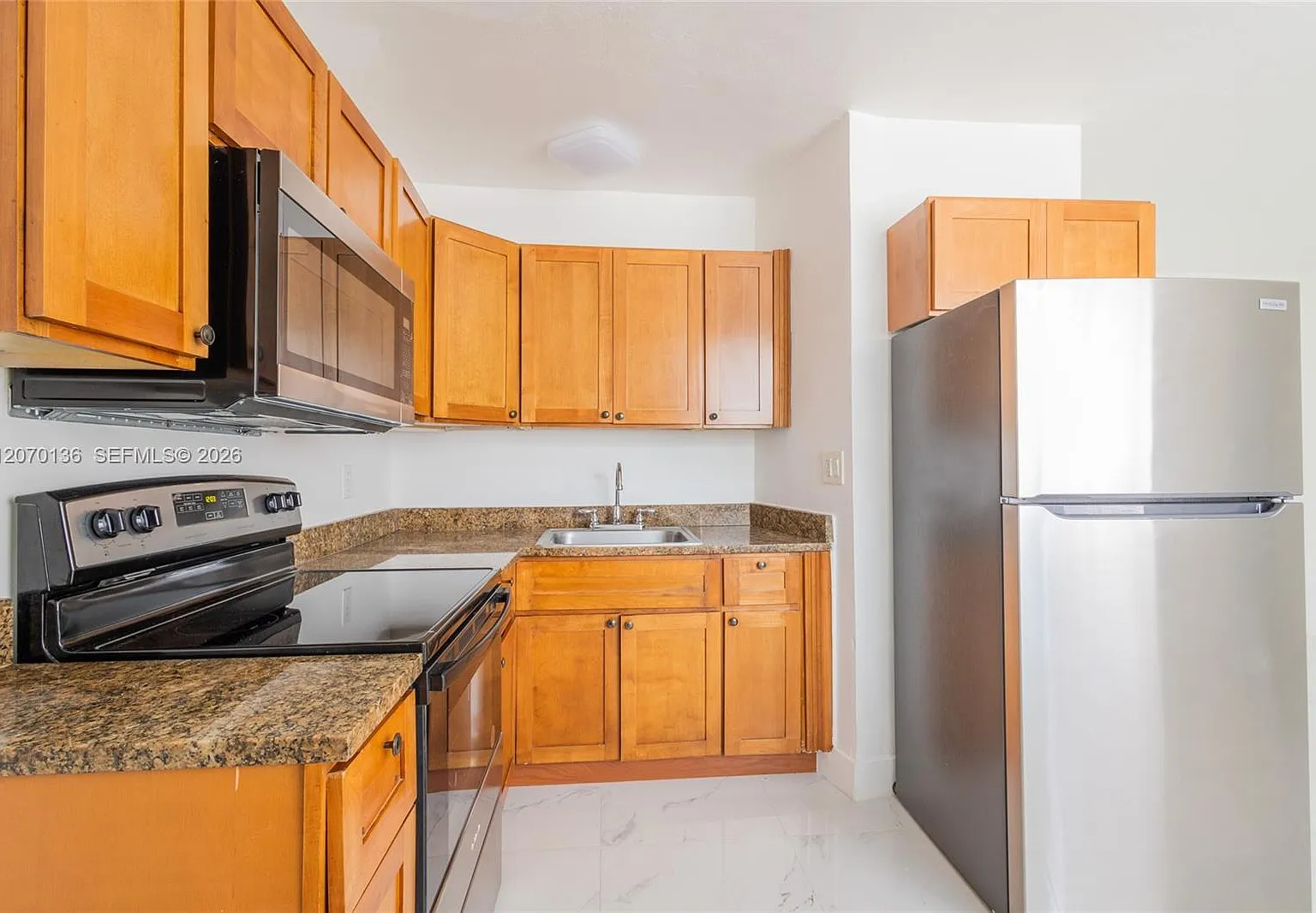 The Cynthia Condo — Photo 1