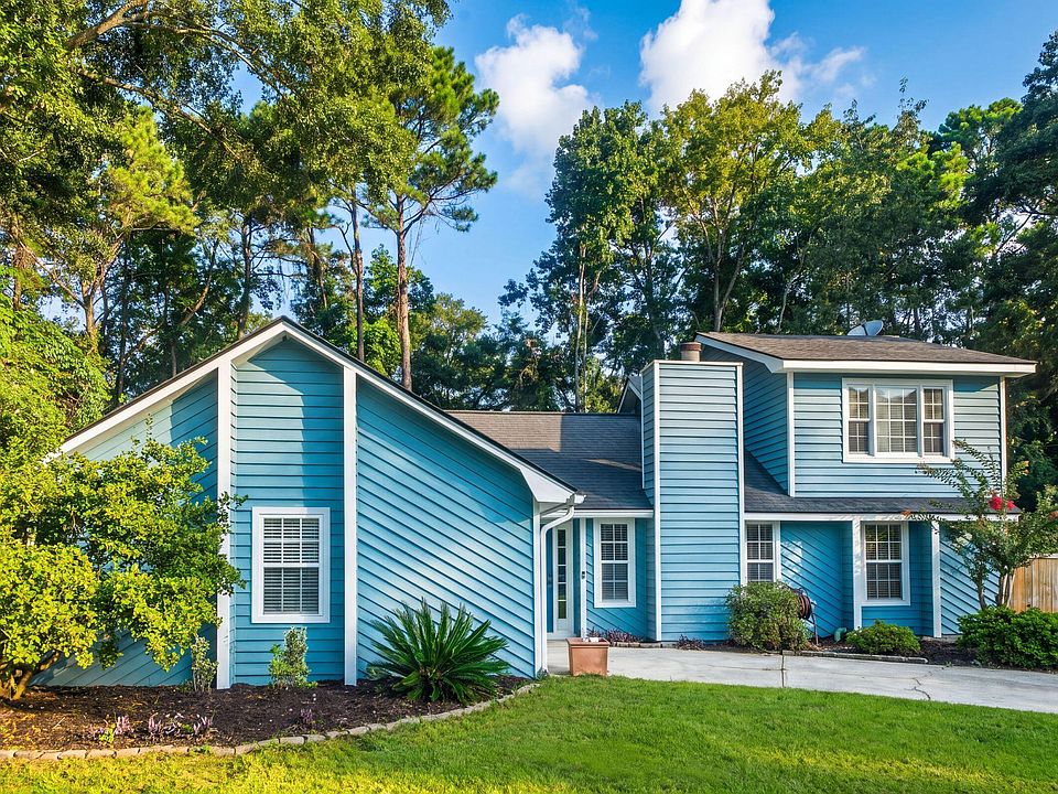 1st image of 840 Ramblewood Cir