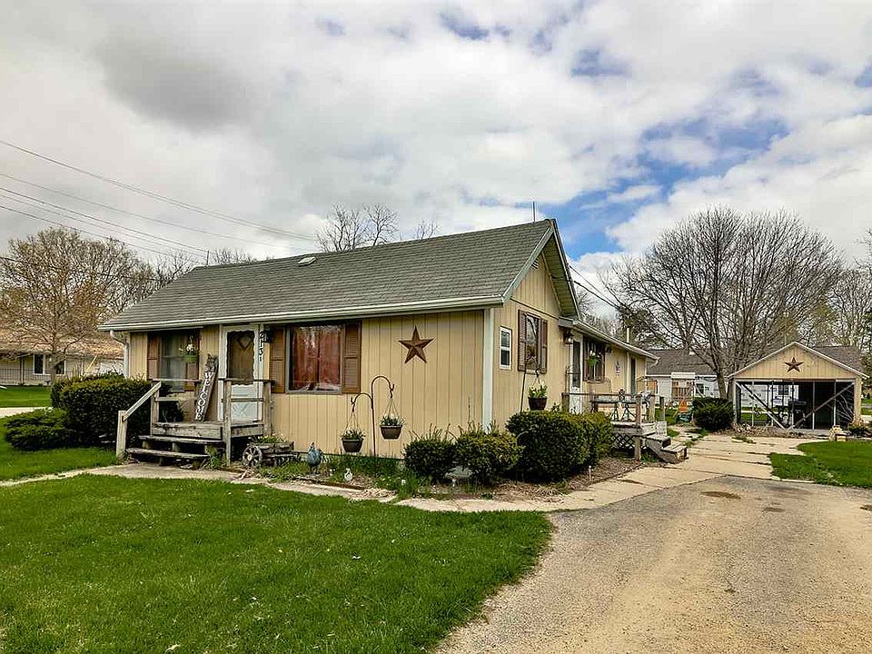 1st image of 213 N Pecatonica St