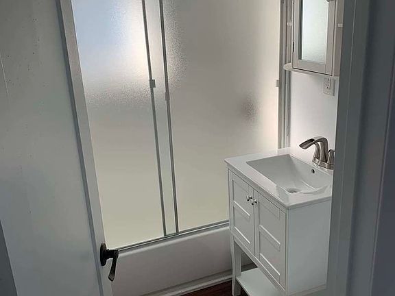 2nd image of 697 Van Siclen Ave Floor 2