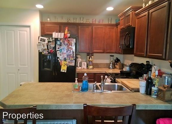 5th image of 8703 Madrid St NE