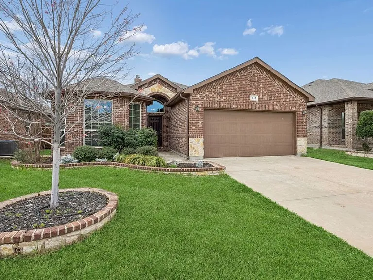 337 Delgany Trl — Photo 1