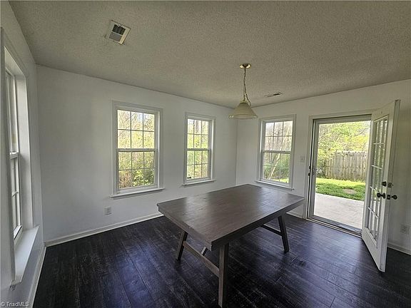 2nd image of 607 Herman Gist Rd