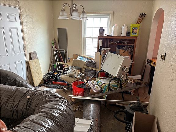 4th image of 1612 Race St