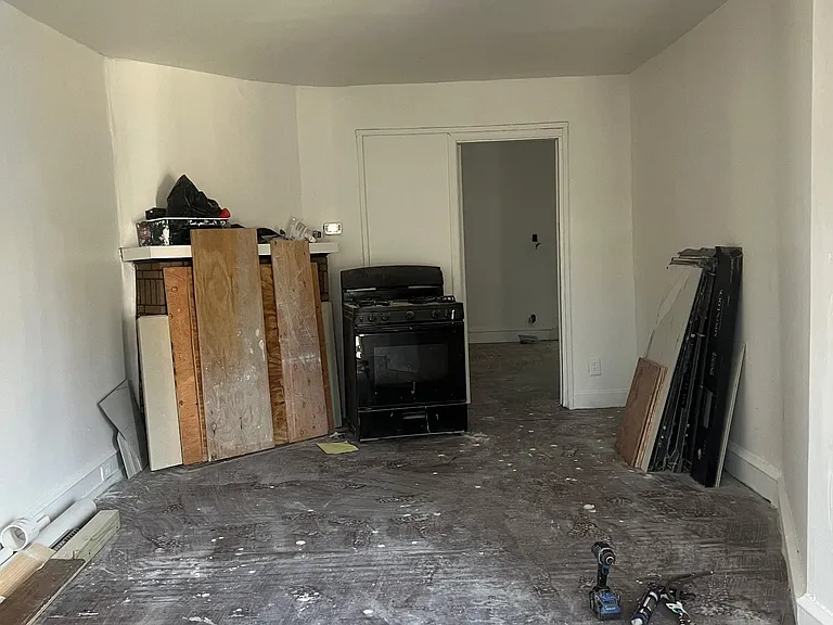 202 W Godfrey Ave #1 — Photo 5