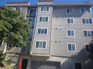 2016 36th Ave W #403, Seattle, WA 98199