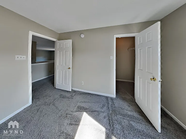 1945 Branchside Ct — Photo 17