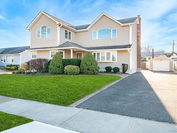2nd image of 15 Chadwick Road