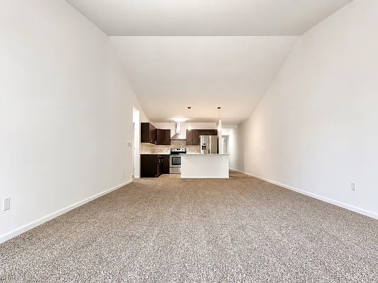 407 Gethings Cir #407 — Photo 5