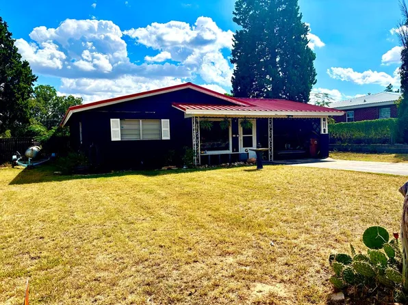 1408 E 18th St, Big Spring, TX 79720