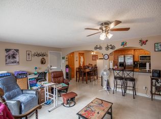 120 Lake Ave APT 2, Bismarck, ND 58504