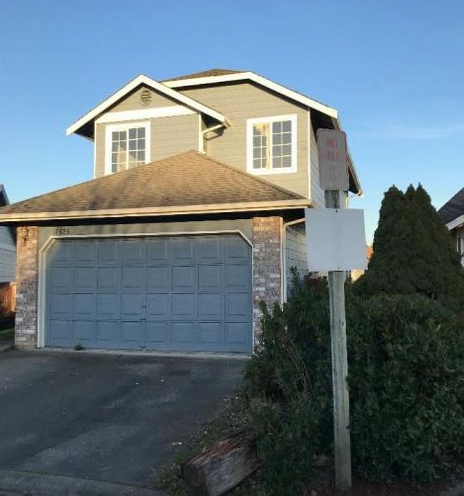 1st image of 17525 27th Ave NE