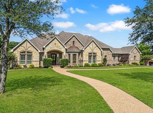305 Crestfield Ct, Sunnyvale, TX 75182