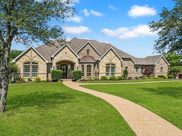 305 Crestfield Ct, Sunnyvale, TX 75182