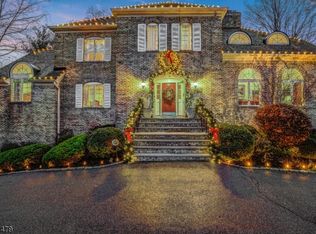 191 Eileen Dr, Cedar Grove, NJ 07009