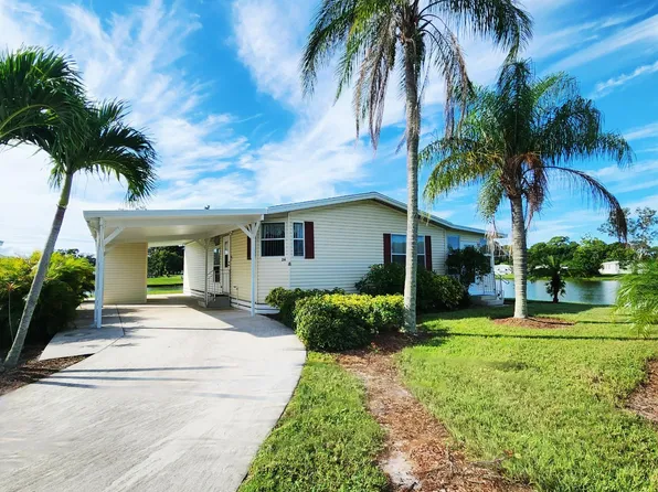 26 Orinco Road, Port St Lucie, FL 34952