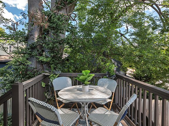 Outdoor Space just off of the kitchen
