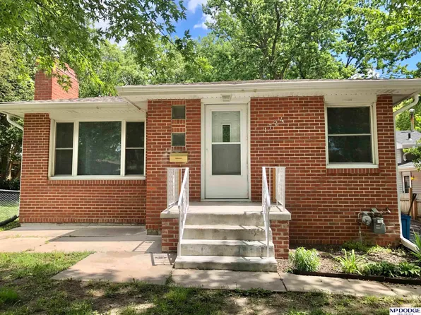 1724 S 53rd St, Lincoln, NE 68506